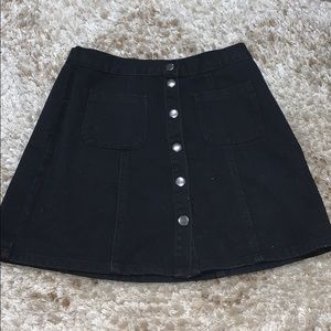 URBAN OUTFITTER BLACK SKIRT